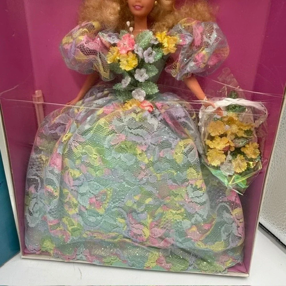 Mattel spring bouquet